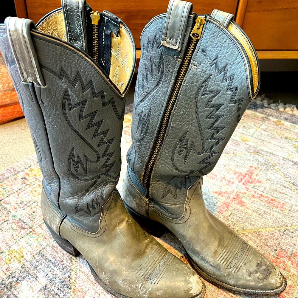 Vintage Bona Allen cowboy boots